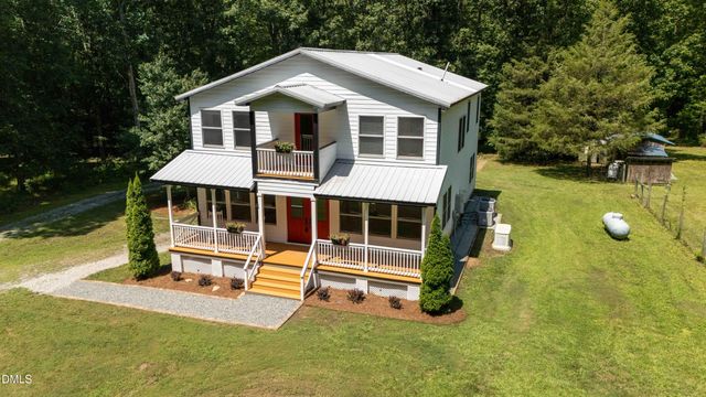 33 Holly Run, Pittsboro, NC 27312
