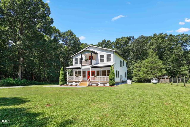 33 Holly Run, Pittsboro, NC 27312