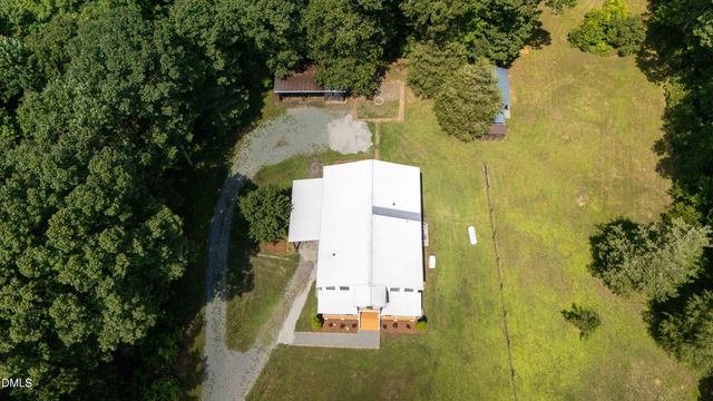 33 Holly Run, Pittsboro, NC 27312