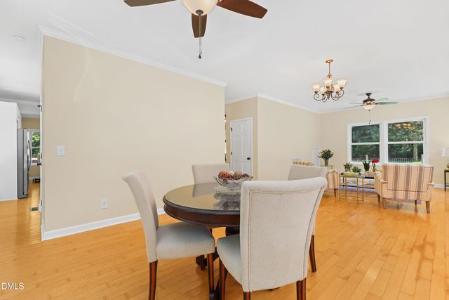 33 Holly Run, Pittsboro, NC 27312