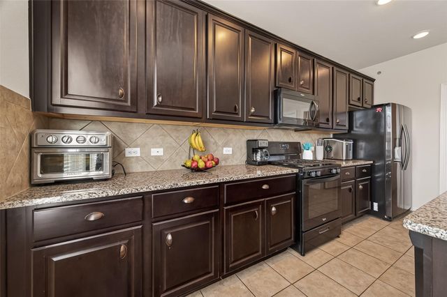 13242 Vallentine Row Drive, Houston, TX 77044