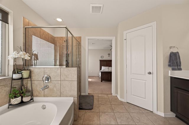 13242 Vallentine Row Drive, Houston, TX 77044