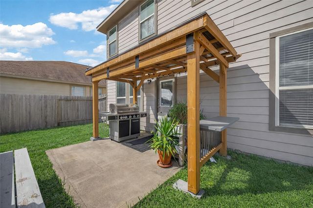 13242 Vallentine Row Drive, Houston, TX 77044