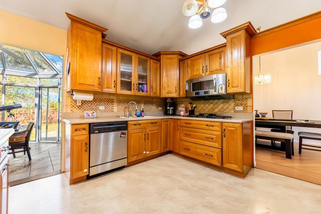 16350 Winding Creek Road, Plainfield, IL 60586
