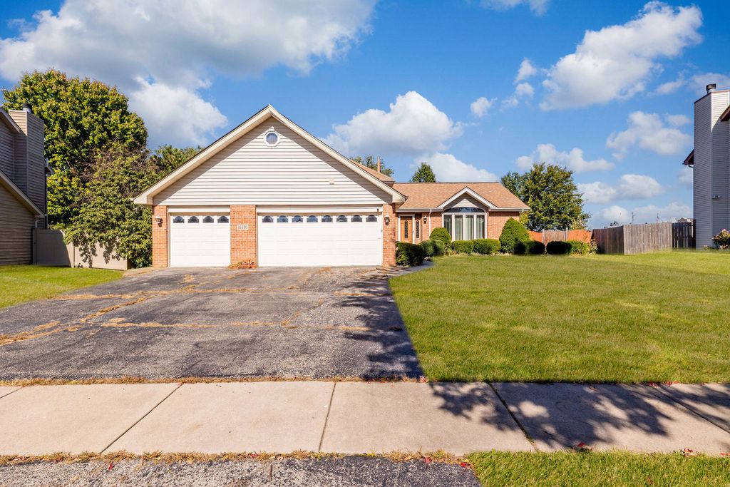 16350 Winding Creek Road, Plainfield, IL 60586