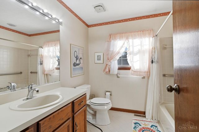 3141 Woodside Drive, Fairfield, OH 45014