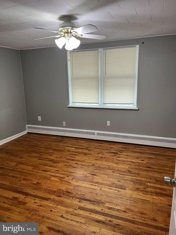 4329 DUNGAN ST, Philadelphia, PA 19124