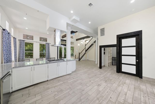 2184 Bear Bottom Drive, Wharton, TX 77488