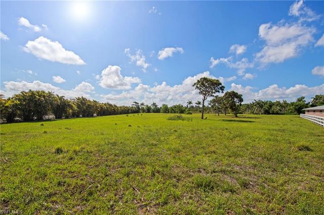 13541 Stringfellow RD, Bokeelia, FL 33922