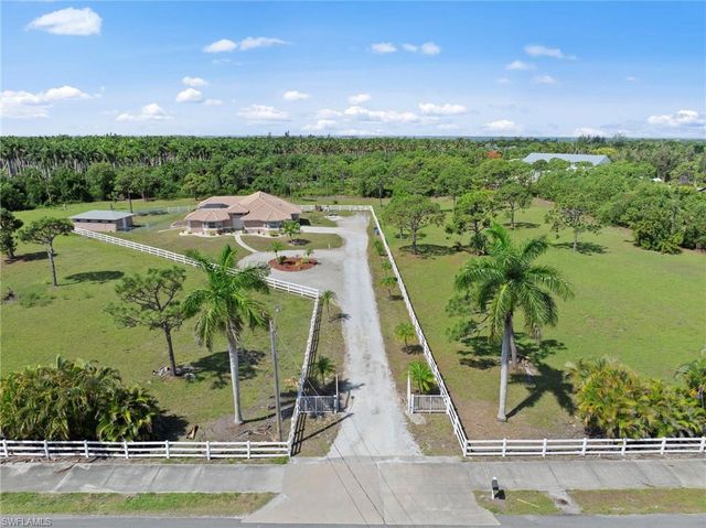 13541 Stringfellow RD, Bokeelia, FL 33922