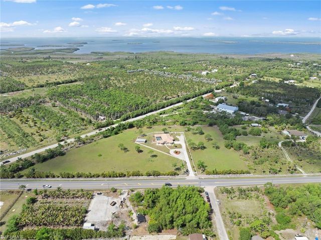 13541 Stringfellow RD, Bokeelia, FL 33922