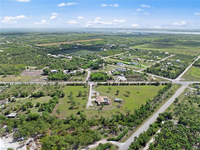 13541 Stringfellow RD, Bokeelia, FL 33922