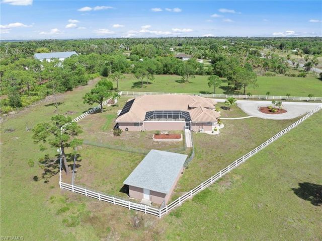 13541 Stringfellow RD, Bokeelia, FL 33922
