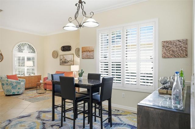 6 PLAYERS CIRCLE, Palm Coast, FL 32137