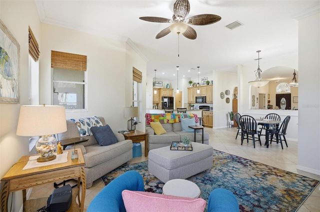 6 PLAYERS CIRCLE, Palm Coast, FL 32137