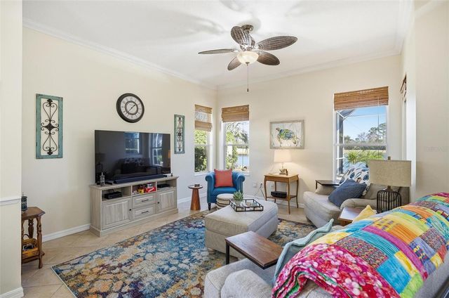 6 PLAYERS CIRCLE, Palm Coast, FL 32137