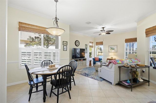 6 PLAYERS CIRCLE, Palm Coast, FL 32137