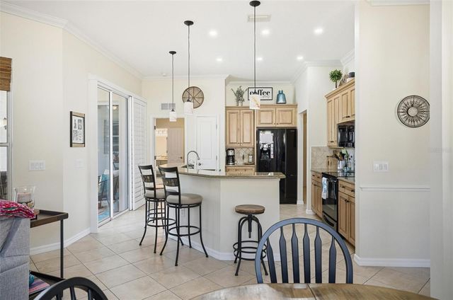 6 PLAYERS CIRCLE, Palm Coast, FL 32137