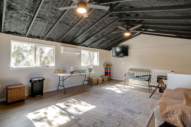 1320 Craft Farms Circle, Azle, TX 76020