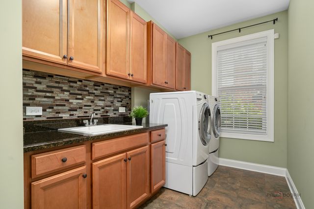 7209 Daybreak Lane, Long Grove, IL 60060