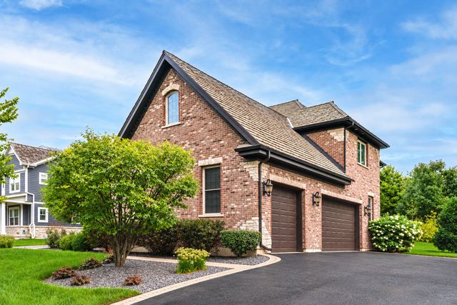 7209 Daybreak Lane, Long Grove, IL 60060