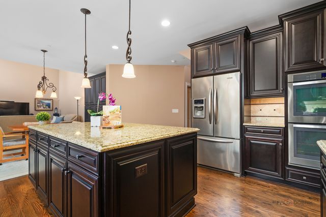 7209 Daybreak Lane, Long Grove, IL 60060
