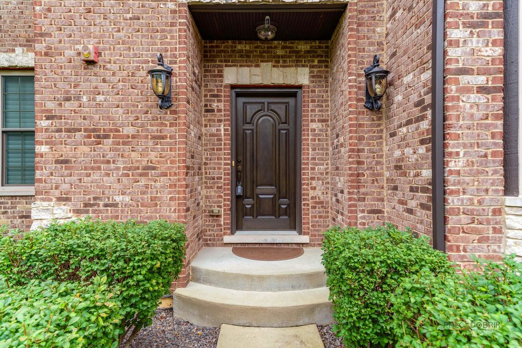 7209 Daybreak Lane, Long Grove, IL 60060 — photo 2