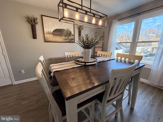 5717 KENWOOD AVE, Harrisburg, PA 17112