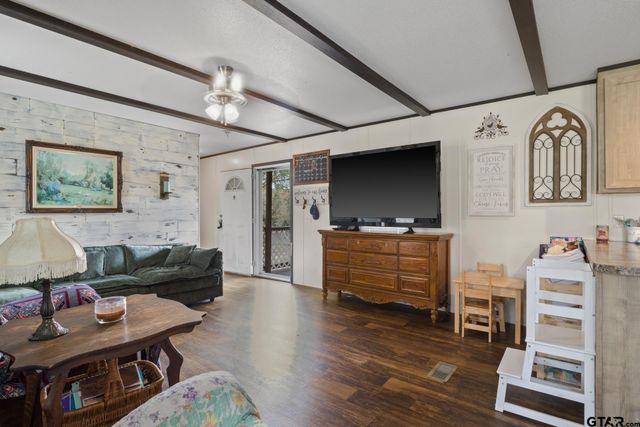 944 County Road 1240, Pittsburg, TX 75686