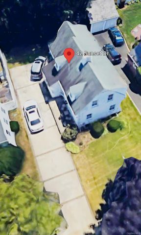 42 Sunset Drive, Hempstead, NY 11550