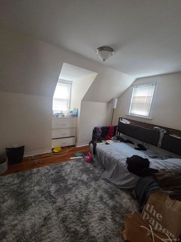 42 Sunset Drive, Hempstead, NY 11550