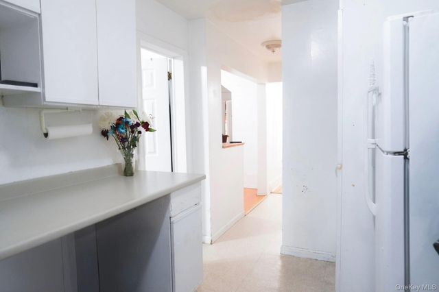 80-60 90 Avenue, Woodhaven, NY 11421