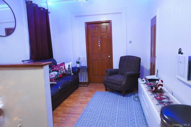 80-60 90 Avenue, Woodhaven, NY 11421