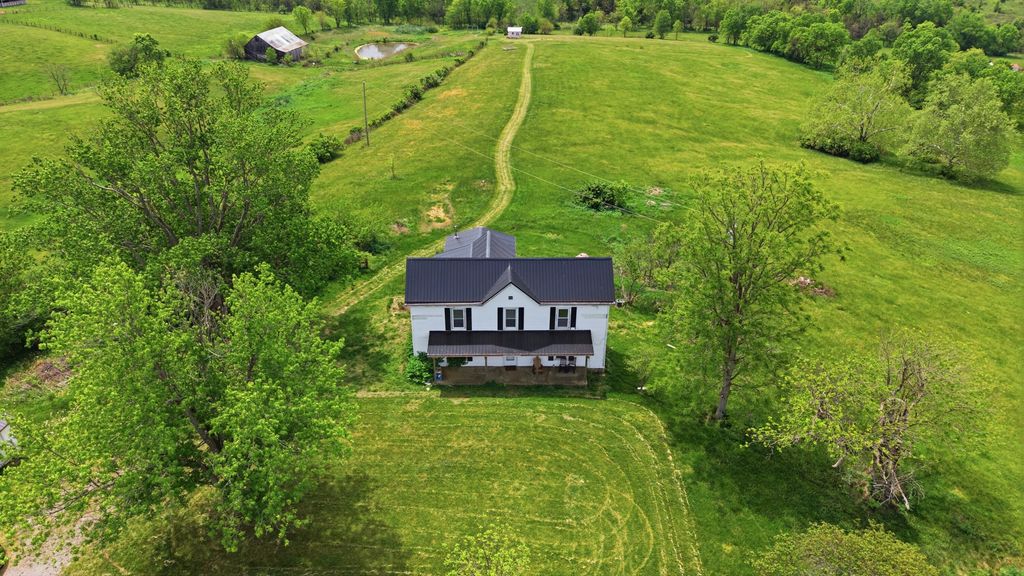 650 Gillispie Road, Carlisle, KY 40311
