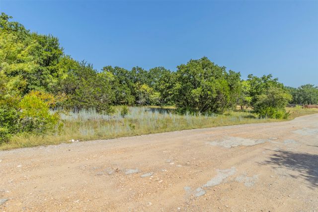 5901 Arkansas Trail, Granbury, TX 76048