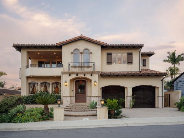 636 Wrelton Dr, La Jolla, CA 92037