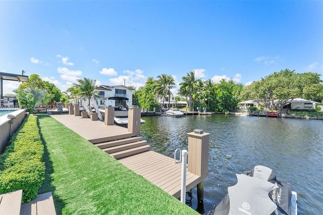 2215 NE 19th St, Fort Lauderdale, FL 33305