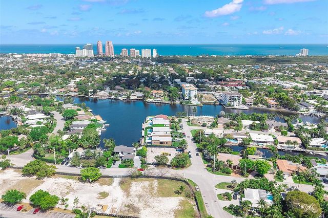 2215 NE 19th St, Fort Lauderdale, FL 33305