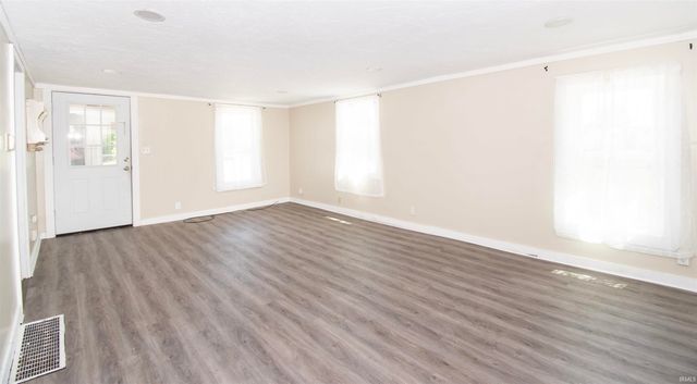 1210 Town Street, Kendallville, IN 46755