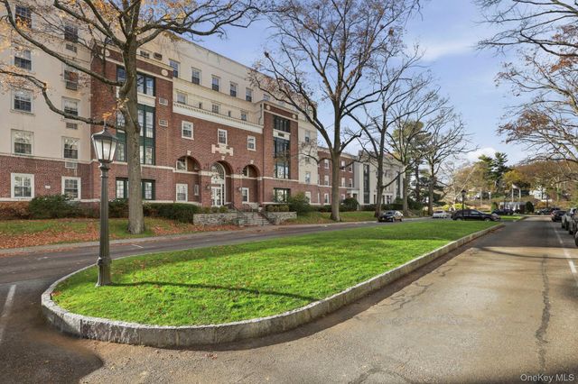 10 Brooklands 1H, Bronxville, NY 10708