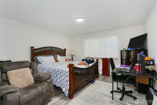 12702 -12704 119th Street Ct E, Puyallup, WA 98374