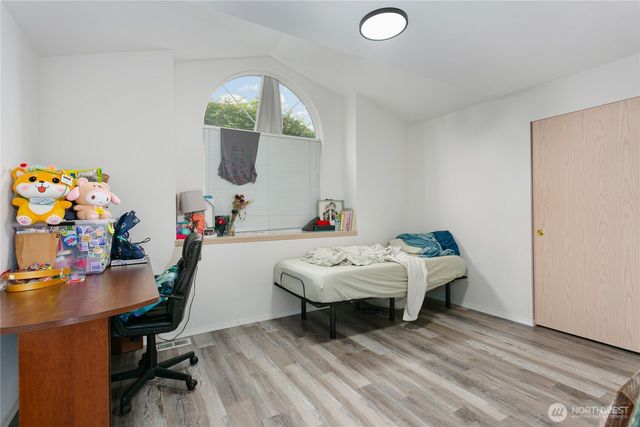 12702 -12704 119th Street Ct E, Puyallup, WA 98374