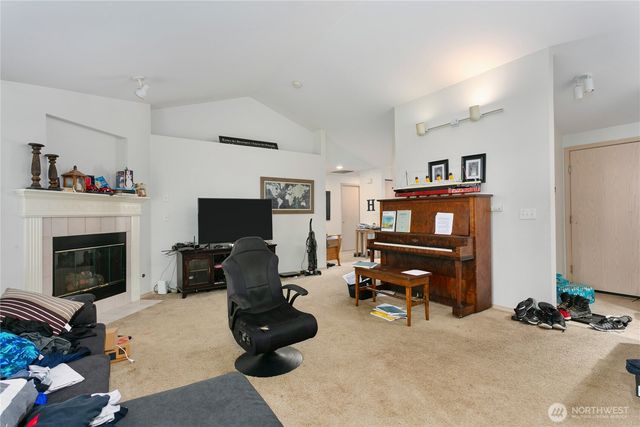 12702 -12704 119th Street Ct E, Puyallup, WA 98374