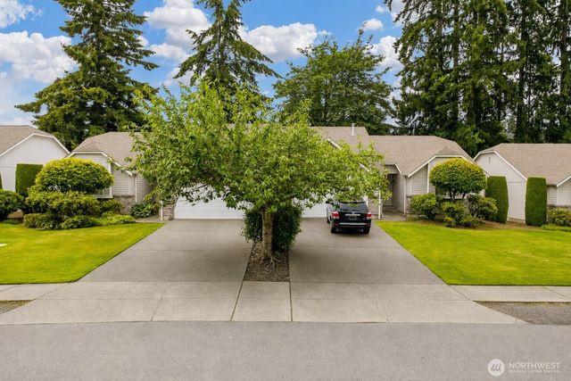 12702 -12704 119th Street Ct E, Puyallup, WA 98374