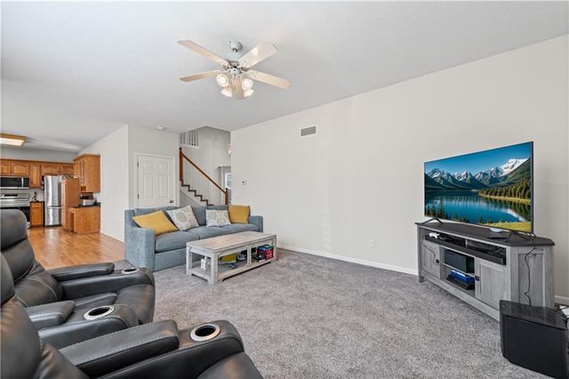 9407 N Tracy Avenue, Kansas City, MO 64155