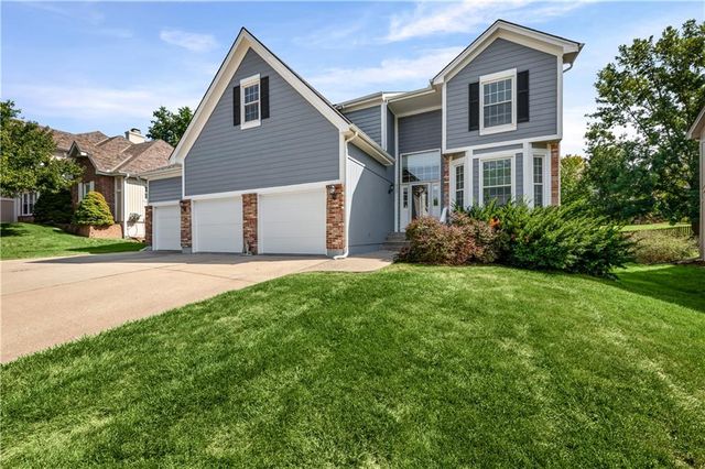 9407 N Tracy Avenue, Kansas City, MO 64155