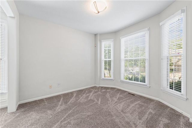 9407 N Tracy Avenue, Kansas City, MO 64155