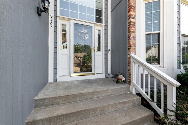9407 N Tracy Avenue, Kansas City, MO 64155
