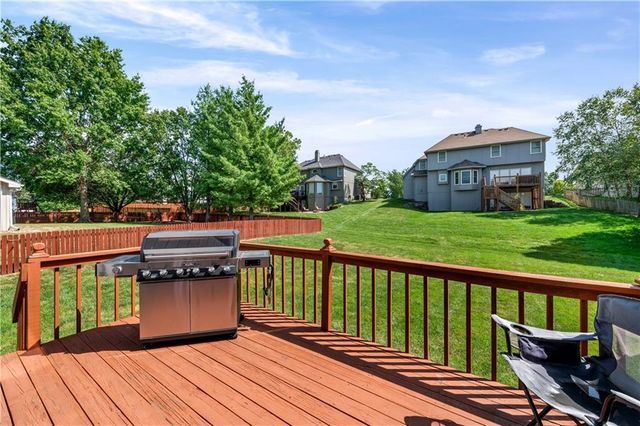 9407 N Tracy Avenue, Kansas City, MO 64155