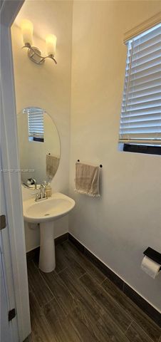 4971 Whispering Way 4971, Fort Lauderdale, FL 33312